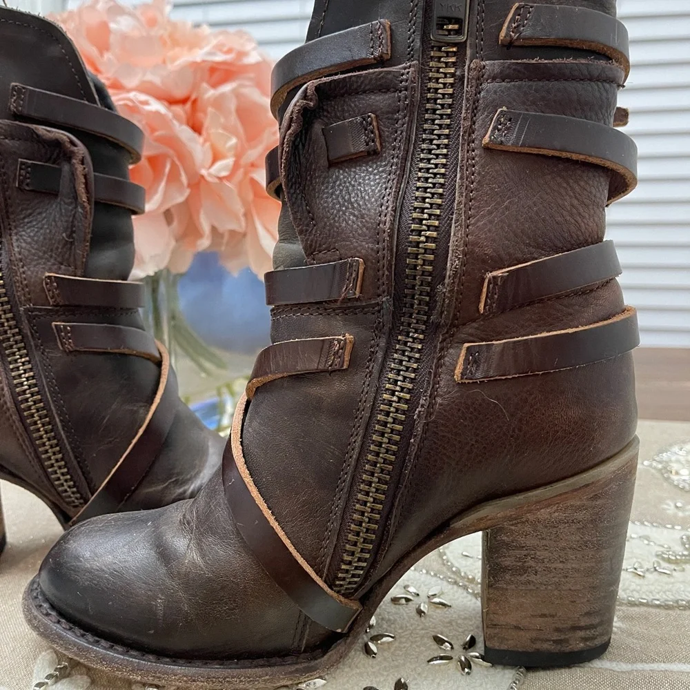 Freebird Baker Boots Women Size 6 Brown Mid-Calf Chunky Heel Strappy - Picture 5 of 12
